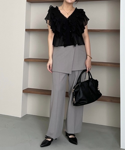 mysty woman(ミスティウーマン)の「シアー2WAYフリルブラウス 491365(シャツ/ブラウス・レディース・ブラック/オフホワイト/ピンク・FREE)」の21枚目の写真