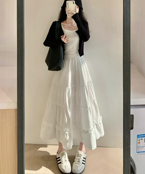 gossip！ロサンゼルス（ゴシップロサンゼルス）の「レトロ風 フリルティアードスカート 無地 日常カジュアル＆シンプル（スカート・レディース・ブラック/ホワイト・FREE）」の11枚目の写真