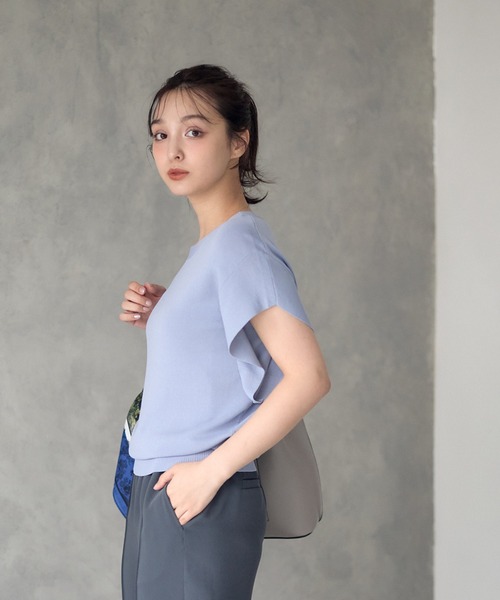 12Twelve Agenda(トゥエルブ アジェンダ)の「ボートネックフレンチスリーブゆるニットプルオーバー(ニット/セーター・レディース・グリーン/ブラック/グレイッシュベージュ/サックスブルー・M)」の9枚目の写真
