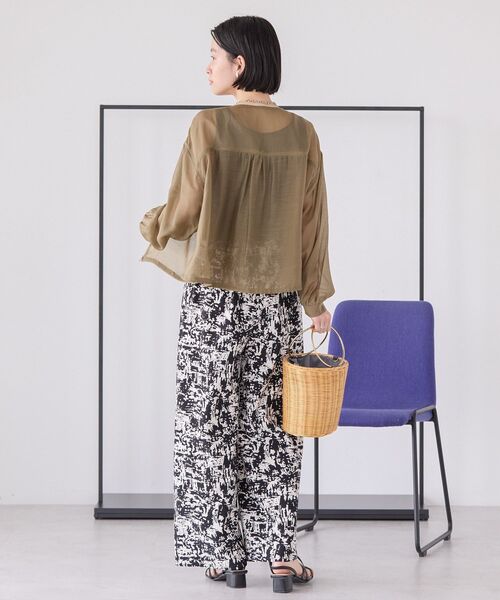 AMERICAN HOLIC(アメリカンホリック)の「ノーカラーシアーZIPブルゾン(ブルゾン・レディース・オリーブ/ブラック/ホワイト系その他2・L/M)」の22枚目の写真