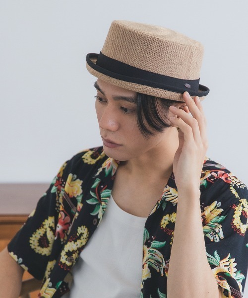 Ruben（ルーベン）の「LINEN LIKE PORKPIE HAT/リネンライク ポークパイハット（ハット・メンズ・グレー/ブラック/ベージュ/ブラウン・FREE/XL）」の4枚目の写真