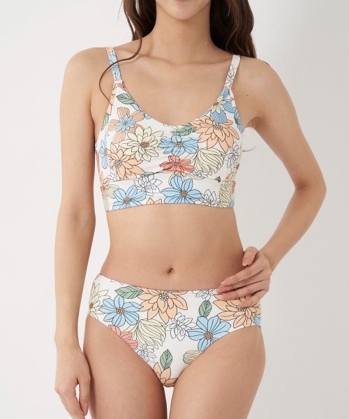 Ocean Pacific（オーシャンパシフィック）の「【OP/オーピー】レディースビキニ水着4点セット/水陸両用半袖ラッシュガード・ボードショーツ・フローラル総柄ビキニ（ラッシュガード・レディース・ミント/ベージュ/ブラック/ホワイト・MEDIUM/LARGE/X-LARGE）」の22枚目の写真