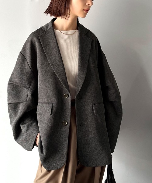 classicalelf（クラシカルエルフ）の「羽織るだけでキマる。袖タックヘリンボーンオーバーサイズジャケット（セットアップ可）（テーラードジャケット・レディース・チャコール/ブラック/グレイッシュベージュ・LARGE/MEDIUM/SMALL/X-LARGE）」の14枚目の写真