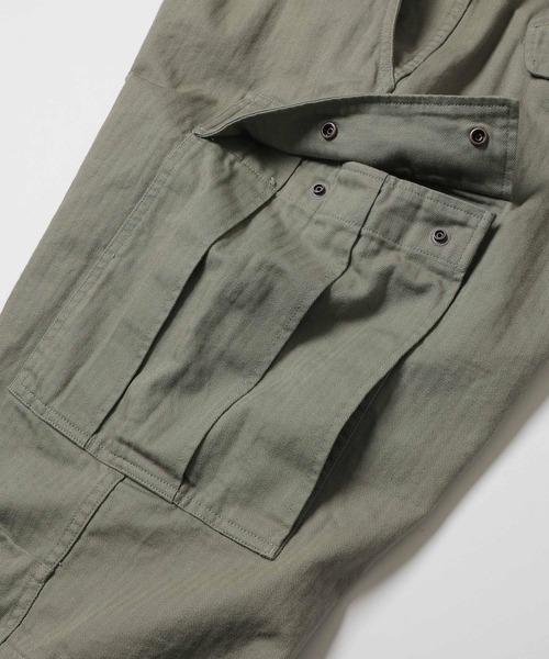 MR.OLIVE（ミスターオリーブ）の「US NAVY HERRINGBONE / M-65 FIELD CARGO PANTS（カーゴパンツ・メンズ・グリーン/ネイビー・SMALL/MEDIUM/LARGE）」の4枚目の写真