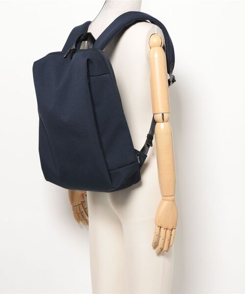 Un coeur(アンクール)の「TOROⅡ リュック / K908229N(バックパック/リュック・メンズ・ブラック/グレー/ネイビー・FREE)」の7枚目の写真