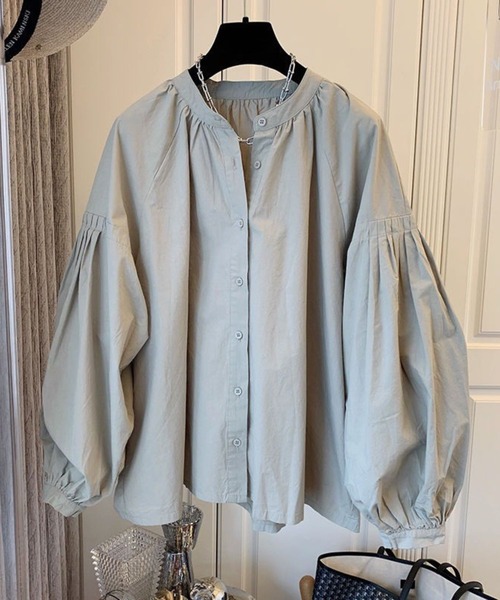 SPIGA(スピーガ)の「タックボリューム袖ヘンリーネックブラウス(シャツ/ブラウス・レディース・ホワイト/ブラック/ベージュ・SMALL/MEDIUM/LARGE/X-LARGE)」の3枚目の写真