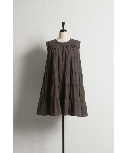 &. NOSTALGIA（アンドドットノスタルジア）の「【ZOZO限定】コットンティアードチュニック（チュニック・レディース・ネイビー/ライトグレー/レッド/チャコールグレー/ブラック・M）」の6枚目の写真