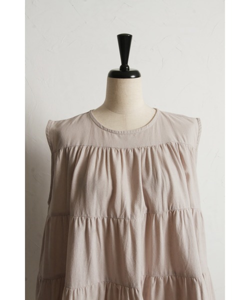 &. NOSTALGIA（アンドドットノスタルジア）の「【ZOZO限定】コットンティアードチュニック（チュニック・レディース・ネイビー/ライトグレー/レッド/チャコールグレー/ブラック・M）」の13枚目の写真