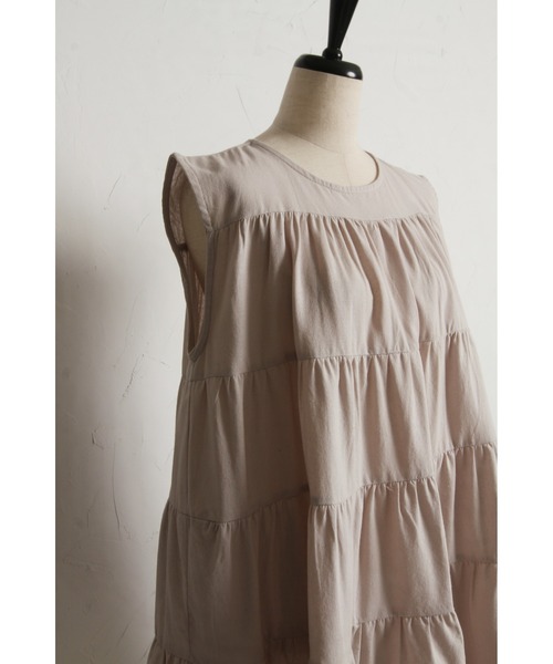 &. NOSTALGIA（アンドドットノスタルジア）の「【ZOZO限定】コットンティアードチュニック（チュニック・レディース・ネイビー/ライトグレー/レッド/チャコールグレー/ブラック・M）」の14枚目の写真