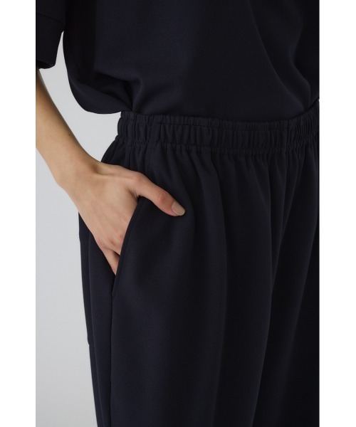 RIM.ARK(リムアーク)の「Mannish easy PT マニッシュイージーパンツ(スラックス・レディース・ネイビー/ブラック/アイボリー・38/36)」の12枚目の写真