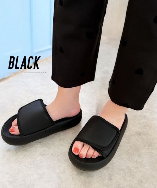 Sugar Sugar（シュガーシュガー）の「シュガー クッション スライド サンダル【SUGAR SUGAR シュガーシュガー】9202 レディース ミュールサンダル スリッポン さっと履ける マシュマロ　柔らかい（サンダル・レディース・ブラック/アイボリー・S/M/L/LL）」の17枚目の写真