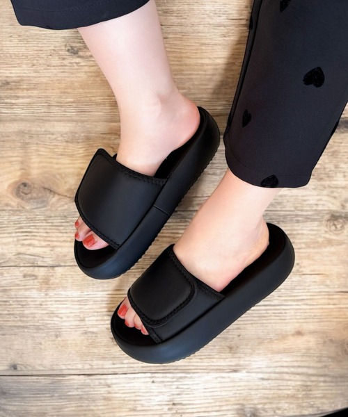 Sugar Sugar（シュガーシュガー）の「シュガー クッション スライド サンダル【SUGAR SUGAR シュガーシュガー】9202 レディース ミュールサンダル スリッポン さっと履ける マシュマロ　柔らかい（サンダル・レディース・ブラック/アイボリー・S/M/L/LL）」の15枚目の写真