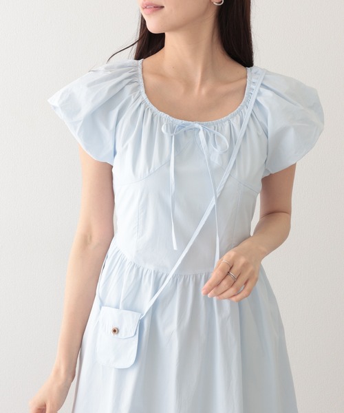 Lace Ladies（レースレディース）の「ポシェット付き ラウンドネック ギャザー ロング ワンピース（ワンピース・レディース・アイボリー/ブルー/イエロー/グリーン・FREE）」の17枚目の写真