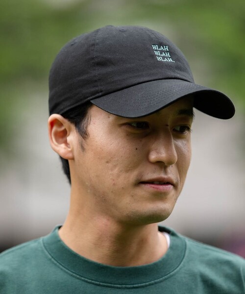 newhattan（ニューハッタン）の「【一部WEB限定】newhattan: BLAH BLAH BLAH. 刺繍 ベースボールキャップ◇（キャップ・メンズ・ブラック/ブルー/ネイビー/ダークグレー/オレンジ/ホワイト/グリーン・ONE SIZE）」の15枚目の写真