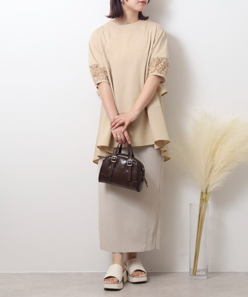 EGLANTINE（エグランティーヌ）の「EGLANTINE 異素材切り替えバックフレアーカットソー半袖チュニック丈（Tシャツ/カットソー・レディース・ブラック/オフホワイト/ベージュ・40）」の10枚目の写真