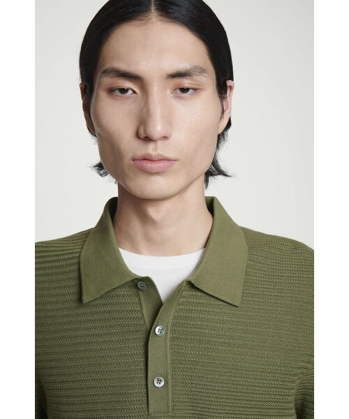 COS（コス）の「ニットコットンポロシャツ（ポロシャツ）」 - WEAR