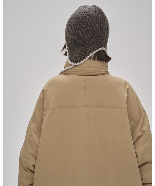 TODAYFUL（トゥデイフル）の「Ear Flap Knitcap（キャップ・レディース・チャコールグレー/ブラウン・FREE）」の4枚目の写真