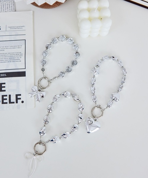 LA VORAGINE(ラ ヴォラジネ)の「ハートリボンモチーフ バッグ/モバイル マルチチャーム(チャーム・レディース・シルバー系1/シルバー/シルバー系2・FREE)」の22枚目の写真