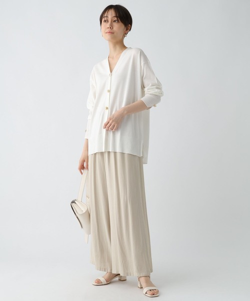 Elura（エルーラ）の「サマープロテクトＶネックカーディガン/495593（カーディガン/ボレロ・レディース・ブラック/グレイッシュベージュ/ホワイト/グリーン系その他・FREE）」の15枚目の写真