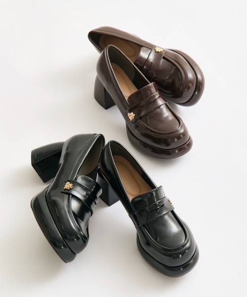 OLIVE des OLIVE（オリーブデオリーブ）の「エンブレム付きローファー（ローファー・レディース・ブラック/ブラウン・LARGE/MEDIUM/SMALL）」の3枚目の写真