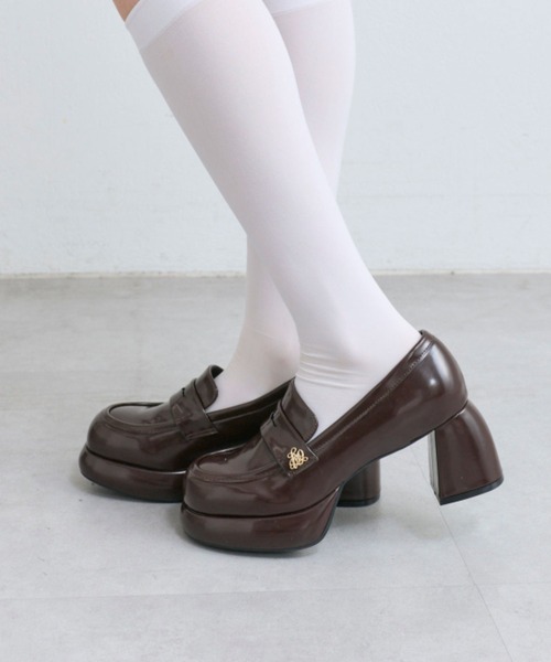 OLIVE des OLIVE（オリーブデオリーブ）の「エンブレム付きローファー（ローファー・レディース・ブラック/ブラウン・LARGE/MEDIUM/SMALL）」の12枚目の写真