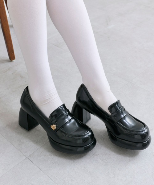 OLIVE des OLIVE（オリーブデオリーブ）の「エンブレム付きローファー（ローファー・レディース・ブラック/ブラウン・LARGE/MEDIUM/SMALL）」の14枚目の写真