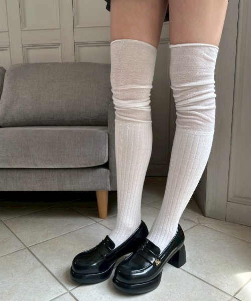 OLIVE des OLIVE（オリーブデオリーブ）の「エンブレム付きローファー（ローファー・レディース・ブラック/ブラウン・LARGE/MEDIUM/SMALL）」の16枚目の写真