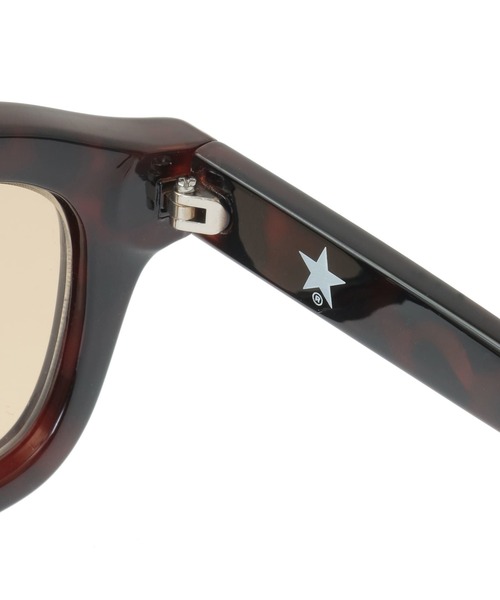 CONVERSE TOKYO(コンバーストウキョウ)の「BOLD FRAME COLOR LENS SUNGLASSES(サングラス・レディース・ブラウン/グレー・FREE)」の14枚目の写真