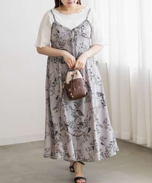 CLETTE(クレット)の「花柄フリルキャミワンピース(ワンピース・レディース・オフホワイト/グレー・4L/3L/LL)」の9枚目の写真