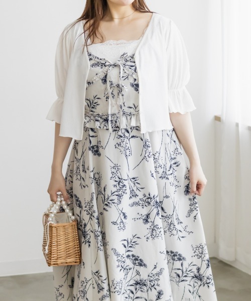 CLETTE(クレット)の「花柄フリルキャミワンピース(ワンピース・レディース・オフホワイト/グレー・4L/3L/LL)」の7枚目の写真
