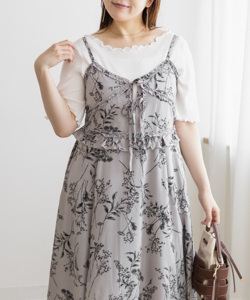 CLETTE(クレット)の「花柄フリルキャミワンピース(ワンピース・レディース・オフホワイト/グレー・4L/3L/LL)」の11枚目の写真