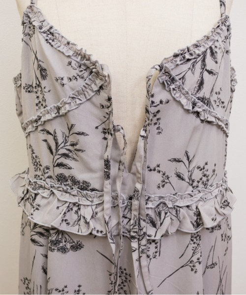 CLETTE(クレット)の「花柄フリルキャミワンピース(ワンピース・レディース・オフホワイト/グレー・4L/3L/LL)」の16枚目の写真