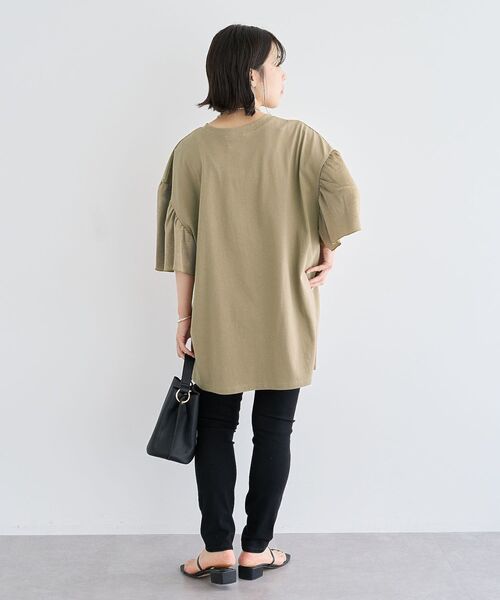 Green　Parks（グリーンパークス）の「袖サテンドッキングチュニック（チュニック・レディース・ブラウン/アイボリー/カーキ/ブラック・FREE）」の20枚目の写真