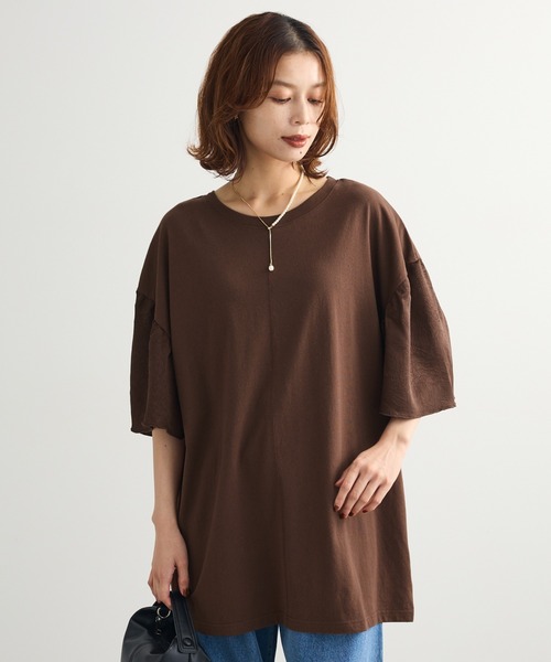 Green　Parks（グリーンパークス）の「袖サテンドッキングチュニック（チュニック・レディース・ブラウン/アイボリー/カーキ/ブラック・FREE）」の3枚目の写真