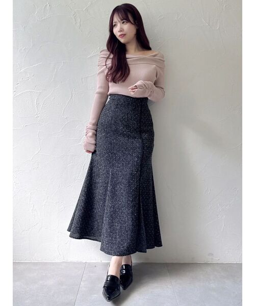 dazzlin（ダズリン）の「2WAYアシメタックオフショルニット（ニット/セーター・レディース・オフホワイト/グレー/ブラック/ピンク・FREE）」の7枚目の写真