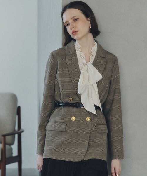 YECCA VECCA（イェッカヴェッカ）の「フリルギャザーボウタイブラウス（シャツ/ブラウス・レディース・ピンク/オフホワイト/ブラウン・FREE）」の2枚目の写真