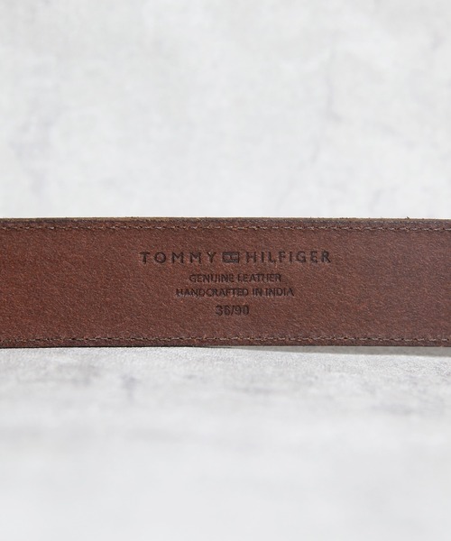 TOMMY HILFIGER（トミーヒルフィガー）の「TOMMY HILFIGER レザーベルト（ベルト・メンズ・タン・40/38/36）」の2枚目の写真