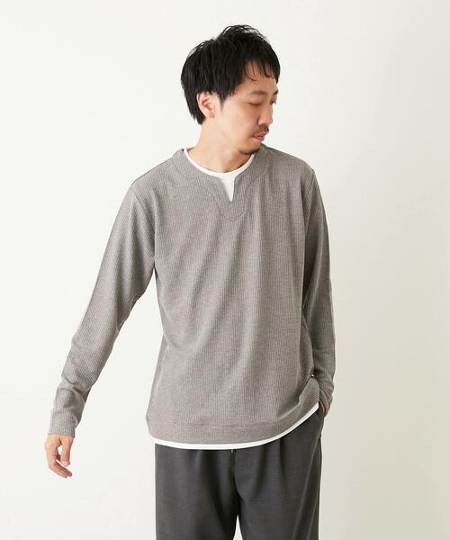 MEN'S MELROSE(メンズメルローズ)の「リンクスストライプ フェイクレイヤーキーネックTシャツ(Tシャツ/カットソー・メンズ・グレー/ブラウン/ネイビー・3/4/2)」の2枚目の写真