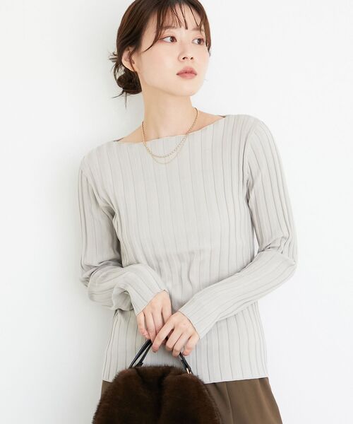 le.coeur blanc(ルクールブラン)の「ボートネックリブニット(ニット/セーター・レディース・ブラック/グレイッシュベージュ/アイボリー/グリーン/ブラウン/レッド/ブルー・38)」の5枚目の写真