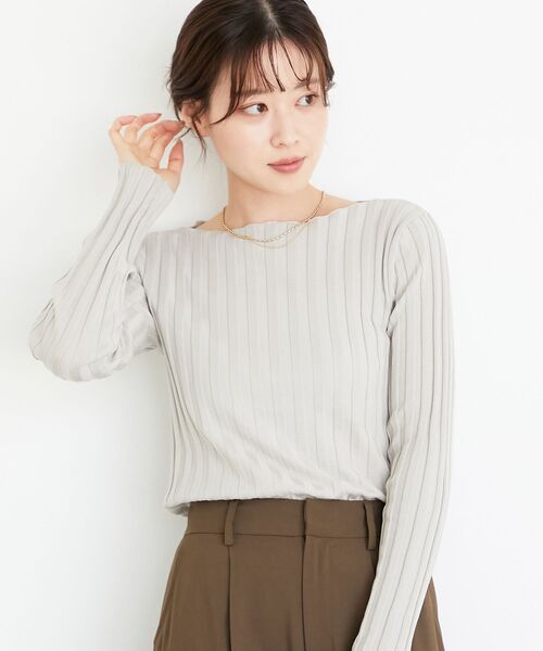 le.coeur blanc(ルクールブラン)の「ボートネックリブニット(ニット/セーター・レディース・ブラック/グレイッシュベージュ/アイボリー/グリーン/ブラウン/レッド/ブルー・38)」の9枚目の写真