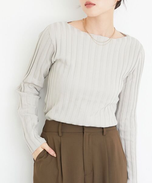 le.coeur blanc(ルクールブラン)の「ボートネックリブニット(ニット/セーター・レディース・ブラック/グレイッシュベージュ/アイボリー/グリーン/ブラウン/レッド/ブルー・38)」の10枚目の写真