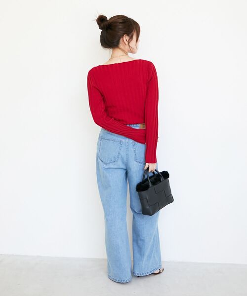 le.coeur blanc(ルクールブラン)の「ボートネックリブニット(ニット/セーター・レディース・ブラック/グレイッシュベージュ/アイボリー/グリーン/ブラウン/レッド/ブルー・38)」の21枚目の写真