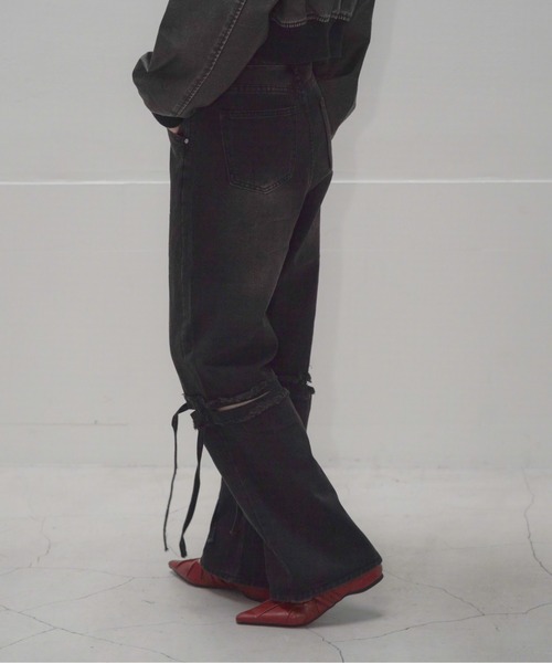 Mirette(ミレット)の「レッグスリットダメージワイドデニムパンツ / Leg Slit Damaged Wide Denim Pants(デニムパンツ・レディース・ブラック・SMALL/MEDIUM/LARGE)」の6枚目の写真