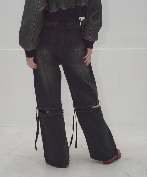 Mirette(ミレット)の「レッグスリットダメージワイドデニムパンツ / Leg Slit Damaged Wide Denim Pants(デニムパンツ・レディース・ブラック・SMALL/MEDIUM/LARGE)」の8枚目の写真