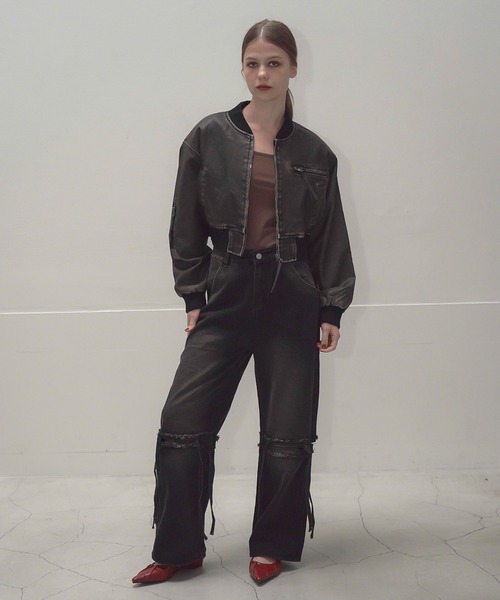 Mirette(ミレット)の「レッグスリットダメージワイドデニムパンツ / Leg Slit Damaged Wide Denim Pants(デニムパンツ・レディース・ブラック・SMALL/MEDIUM/LARGE)」の10枚目の写真