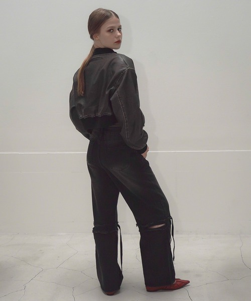 Mirette(ミレット)の「レッグスリットダメージワイドデニムパンツ / Leg Slit Damaged Wide Denim Pants(デニムパンツ・レディース・ブラック・SMALL/MEDIUM/LARGE)」の13枚目の写真