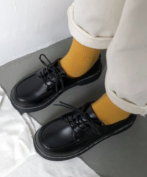 yuue' ( wear )(ユーイ)の「レースアップマニッシュシューズ(ローファー・レディース・ブラック/ブラウン・24.5cm/23.5cm)」の4枚目の写真