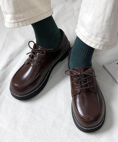 yuue' ( wear )(ユーイ)の「レースアップマニッシュシューズ(ローファー・レディース・ブラック/ブラウン・24.5cm/23.5cm)」の11枚目の写真