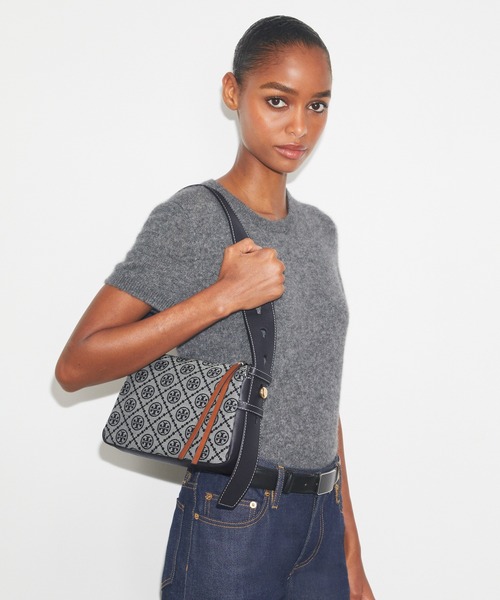 TORY BURCH(トリーバーチ)の「ロミー Tモノグラム スモール ショルダーバッグ(ショルダーバッグ・レディース・ネイビー・ONE SIZE)」の6枚目の写真