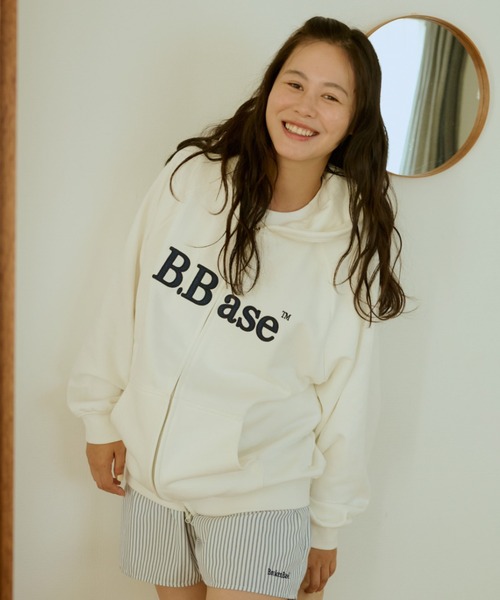 BROKEN BASE(ブロークンベース)の「B.Base Double-Zip Hoodie / B.Baseダブルジップフーディ(パーカー・メンズ・グレー/ネイビー/ブラック/ホワイト/ライトブルー・SMALL/MEDIUM/LARGE)」の2枚目の写真